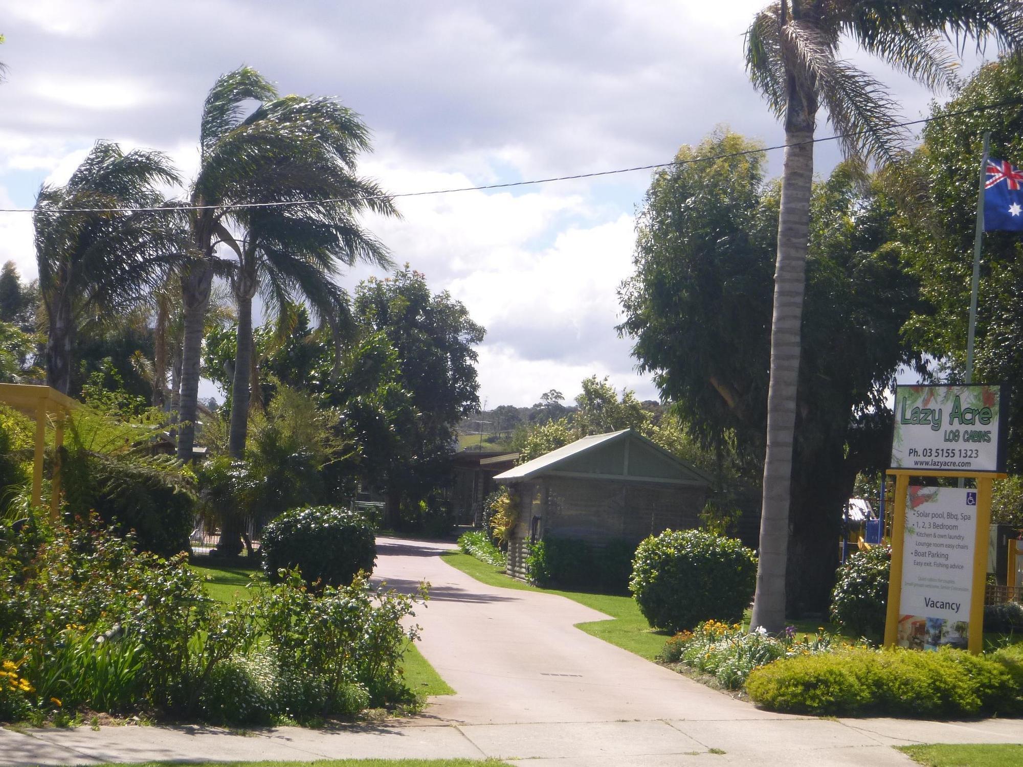 Lazy Acre Log Cabins Lakes Entrance Buitenkant foto