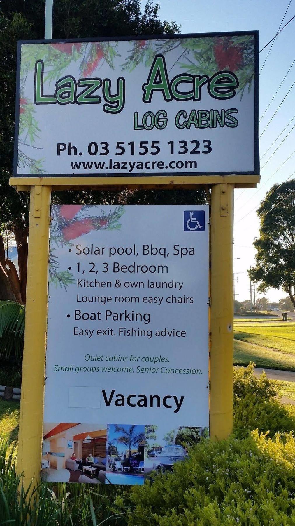 Lazy Acre Log Cabins Lakes Entrance Buitenkant foto