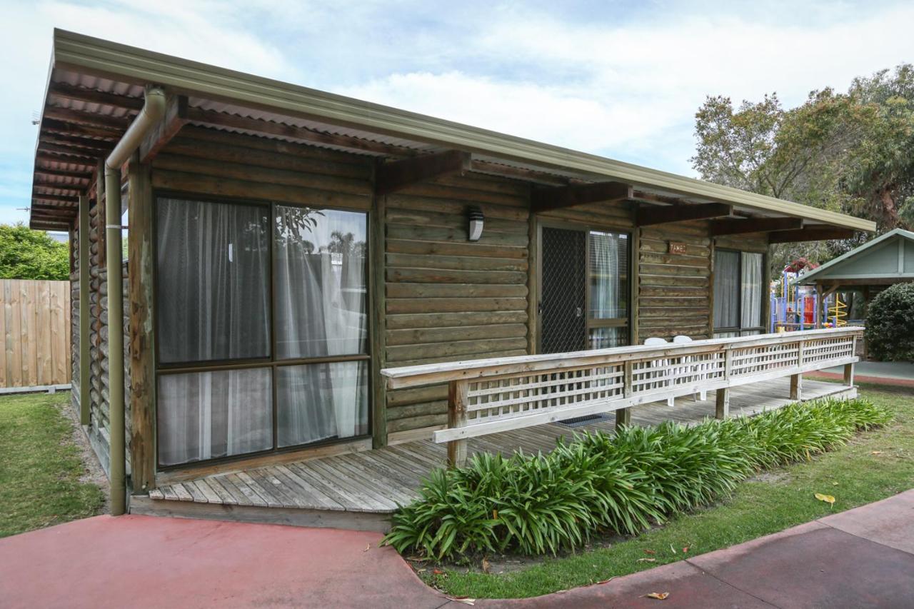 Lazy Acre Log Cabins Lakes Entrance Kamer foto